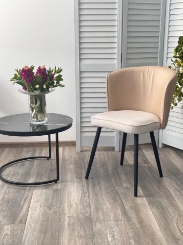 Стул МОНЕ ROVENA IVORI ткань / ORAKUL 130 экокожа / Черный каркас M-City