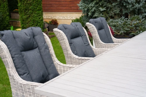 Набор: ГАРДА раскладной обед. стол + 6 кресел БЕРГАМО (цвет серый)