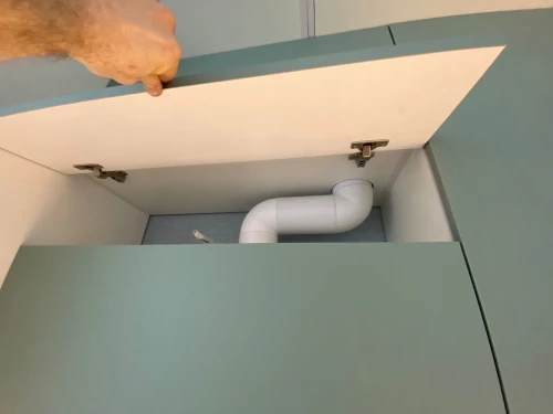 Трехъярусная кухня Фьюжн Silky mint на заказ 2.6 м от Виват-мебель