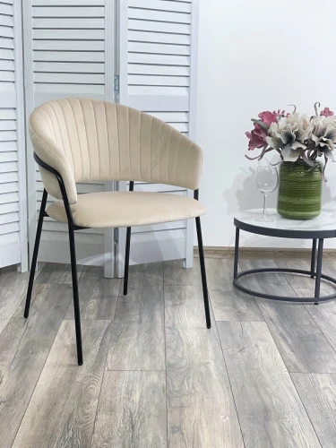 Стул ГЕММА, цвет H-06 Бежевый, велюр / черный каркас М-City