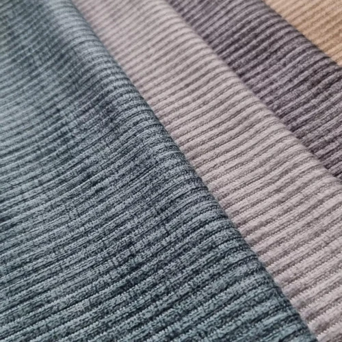 Стул DikLine 247 поворотный, AN18 бежевый, ножки черные