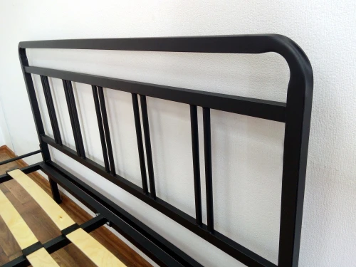 Кровать КМД 8 Леон 160 черная