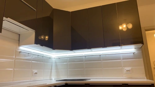 Угловая кухня на заказ по размерам заказчика Фьюжн от Vivat на заказ 2.6х2.1 м. цвет Anthracite