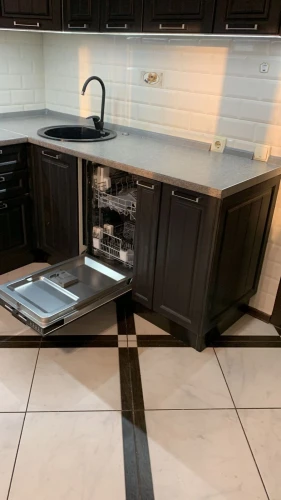 Угловая кухня Прага венге на заказ 3.9х1.9 м. по размерам заказчика