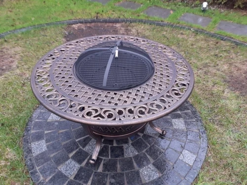 Комплект мебели  из литого алюминия Vesuvius с мангалом