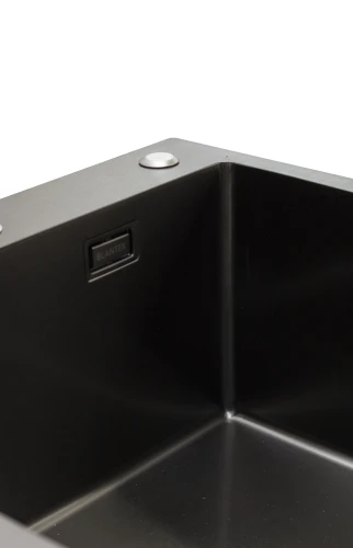 Кухонная мойка из нержавейки BLANTEK LS-5050B Nano black