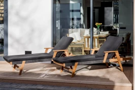 Шезлонг MICHELLE SUNLOUNGE с черной подушкой