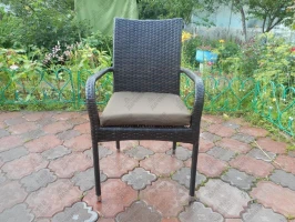 Стул с подлокотниками из искусственного ротанга Милан с подушкой 5 мм  -  Dark brown