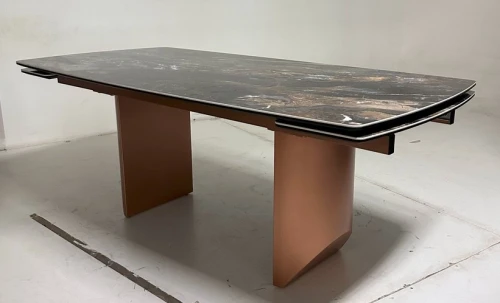 Стол ПУАНТО 200 TITANIUM LAWA NERO, керамика / МЕДЬ каркас М-City