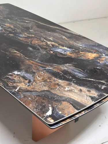 Стол ПУАНТО 200 TITANIUM LAWA NERO, керамика / МЕДЬ каркас М-City