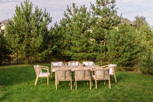 Обеденный комплект MICHELLE на 8 персон из натуральной акации