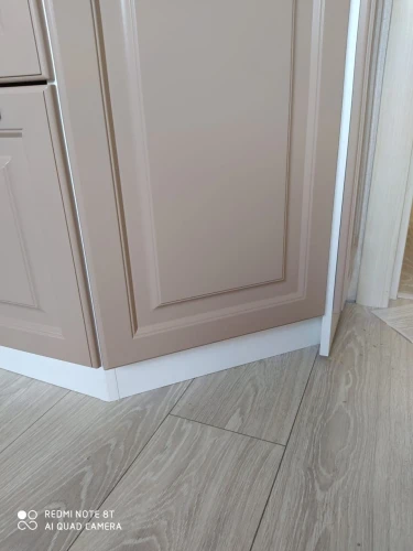 Угловая кухня Ницца на заказ 2.4х1.6 м. по размерам заказчика