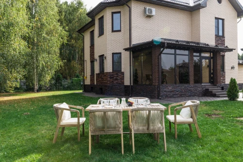 Обеденный комплект MICHELLE на 6 персон из натуральной акации