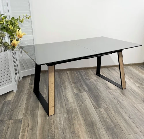Стол Франк 160 ГРАФИТ, стекло / ДУБ ГАЛИФАКС-ЧЕРНЫЙ, М-City