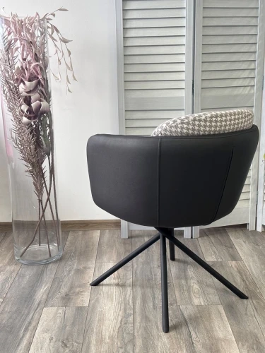 Стул ЛИЛУ ДАНС 180 град. поворотный, УЮТ ГРЕЙ КЛЫК / ORAKUL 998 Темно-серый / Черный каркас, M-City