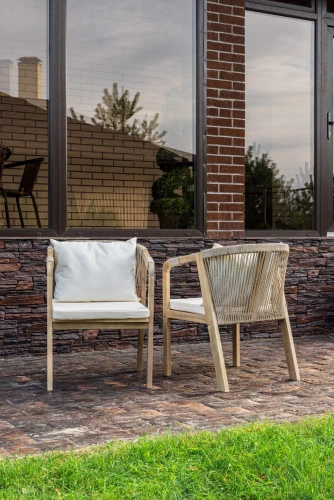 Кресло MICHELLE из натуральной акации