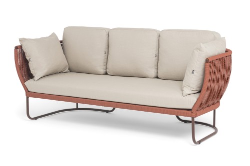 "Фиджи" диван 3-местный плетеный из роупа, каркас алюминий коричневый (RAL8016) муар, роуп красный (8372) круглый tex, ткань Mossle бежевая