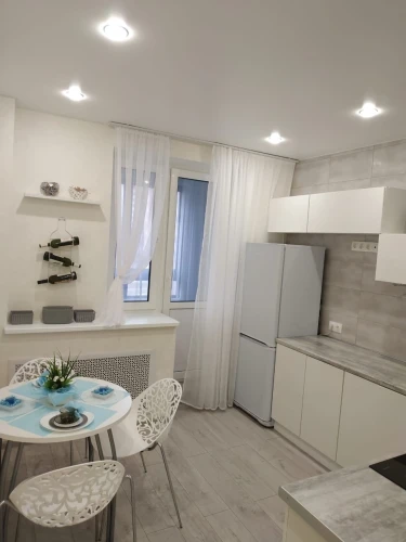 Угловая кухня Фьюжн на заказ 3.0х2.0 м. по размерам заказчика, цвет Angel